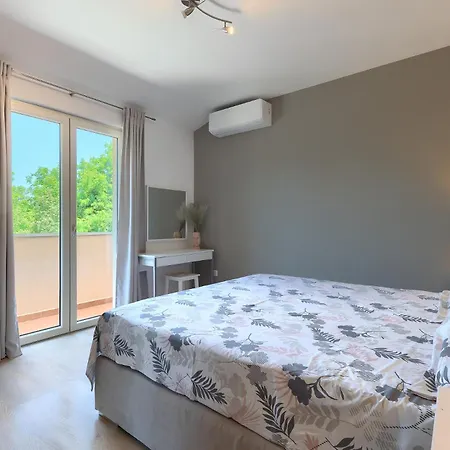 Nona Nina * Poreč