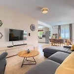 Nona Nina Villa