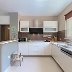Nona Nina Villa